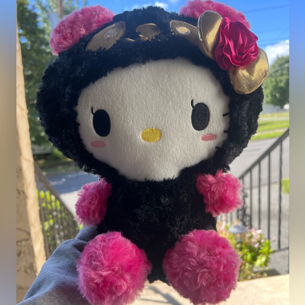 Hello Kitty Black Gold Panda 2015 Pink Rose And Accents, 14” Sanrio Rare Plush